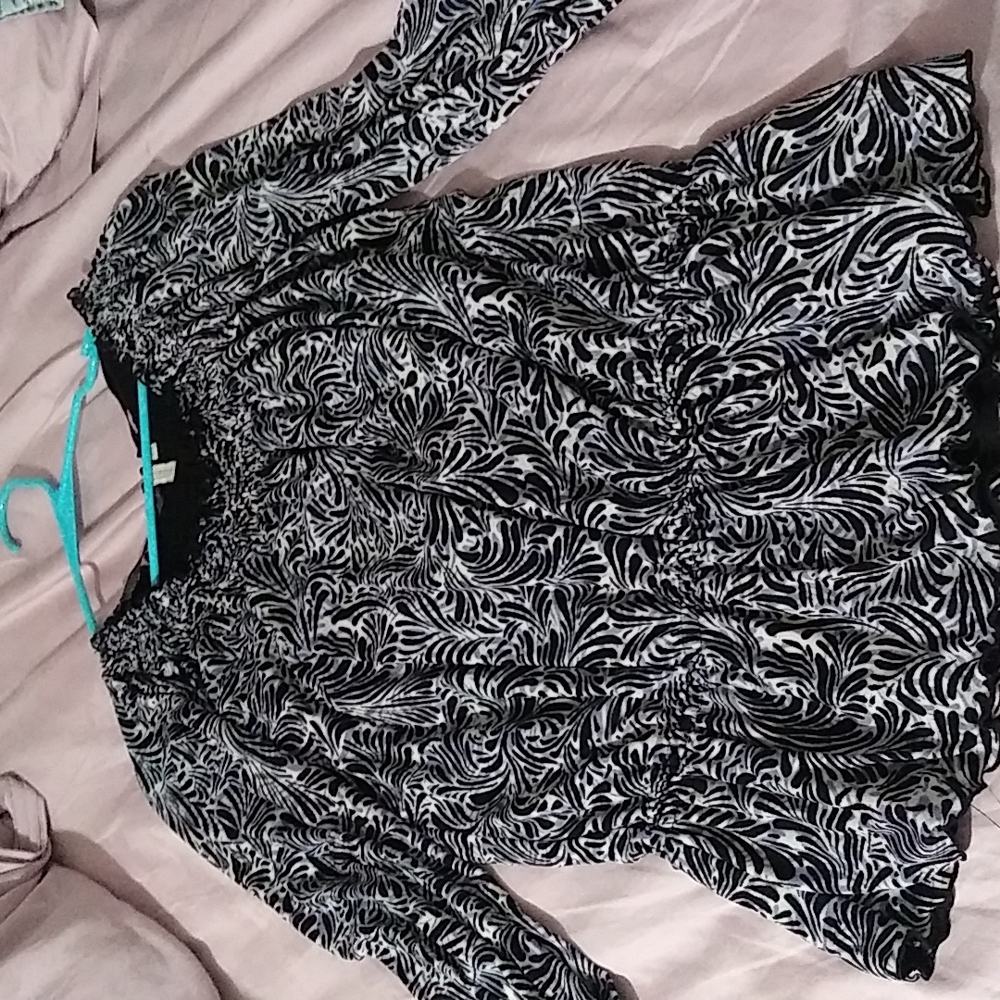 Long sleeve dress shirt